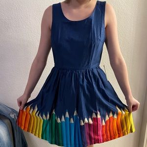 Short dress with adorable colored pencil pattern
